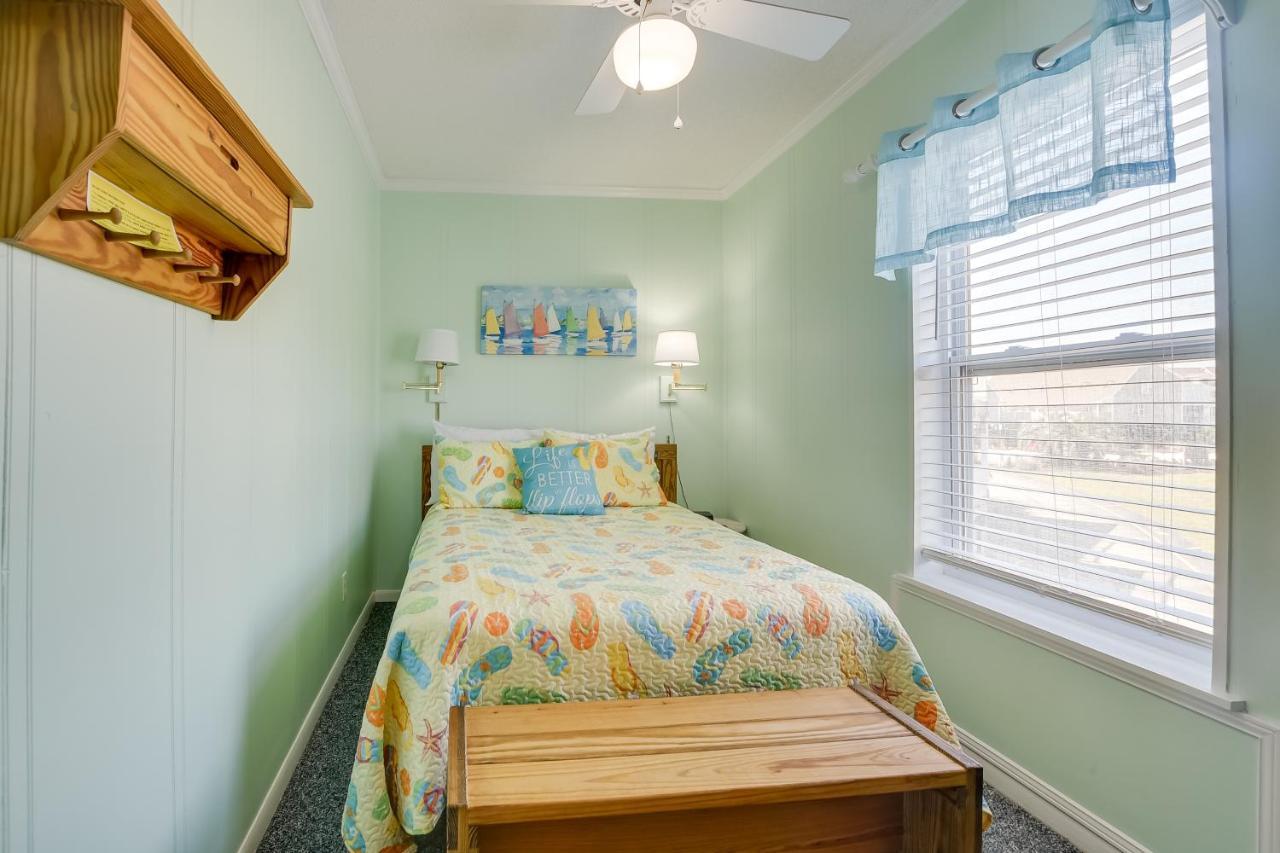 Sunny Condo - Private Ocean Isle Beach Access! Bagian luar foto